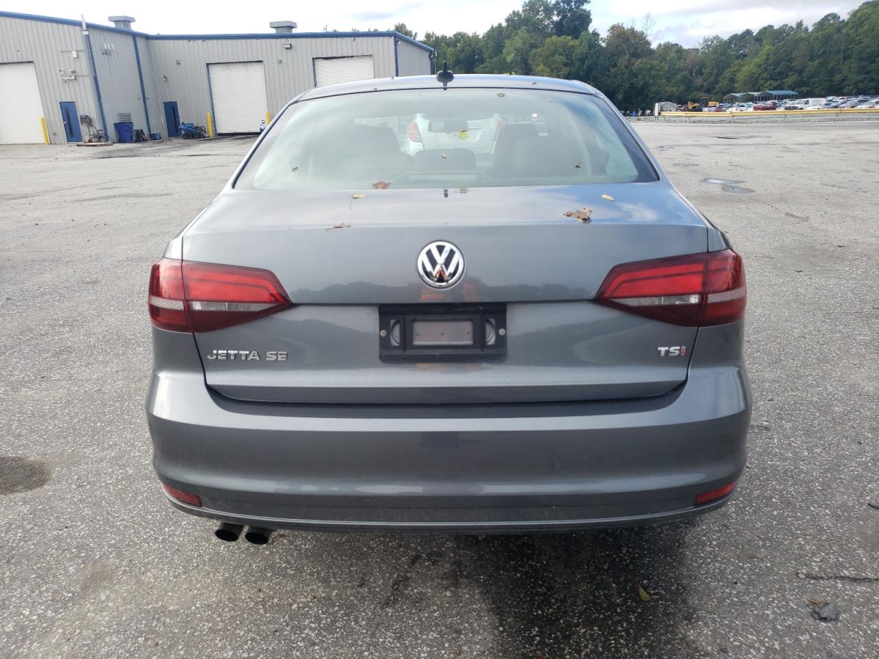 3VWDB7AJ0JM245954 2018 Volkswagen Jetta Se