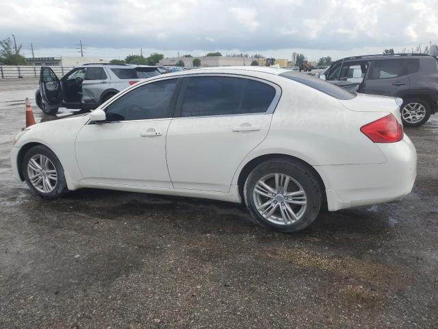 Седани INFINITI G37 2013 Білий