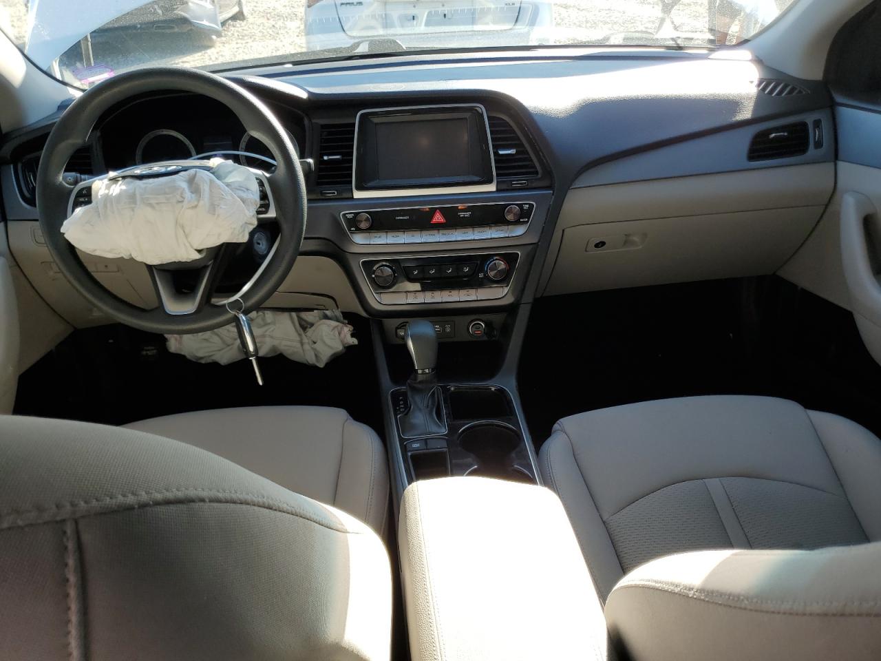 5NPE24AF6KH761051 2019 Hyundai Sonata Se