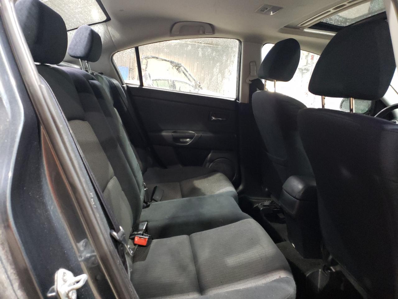2009 Mazda 3 - Image 10