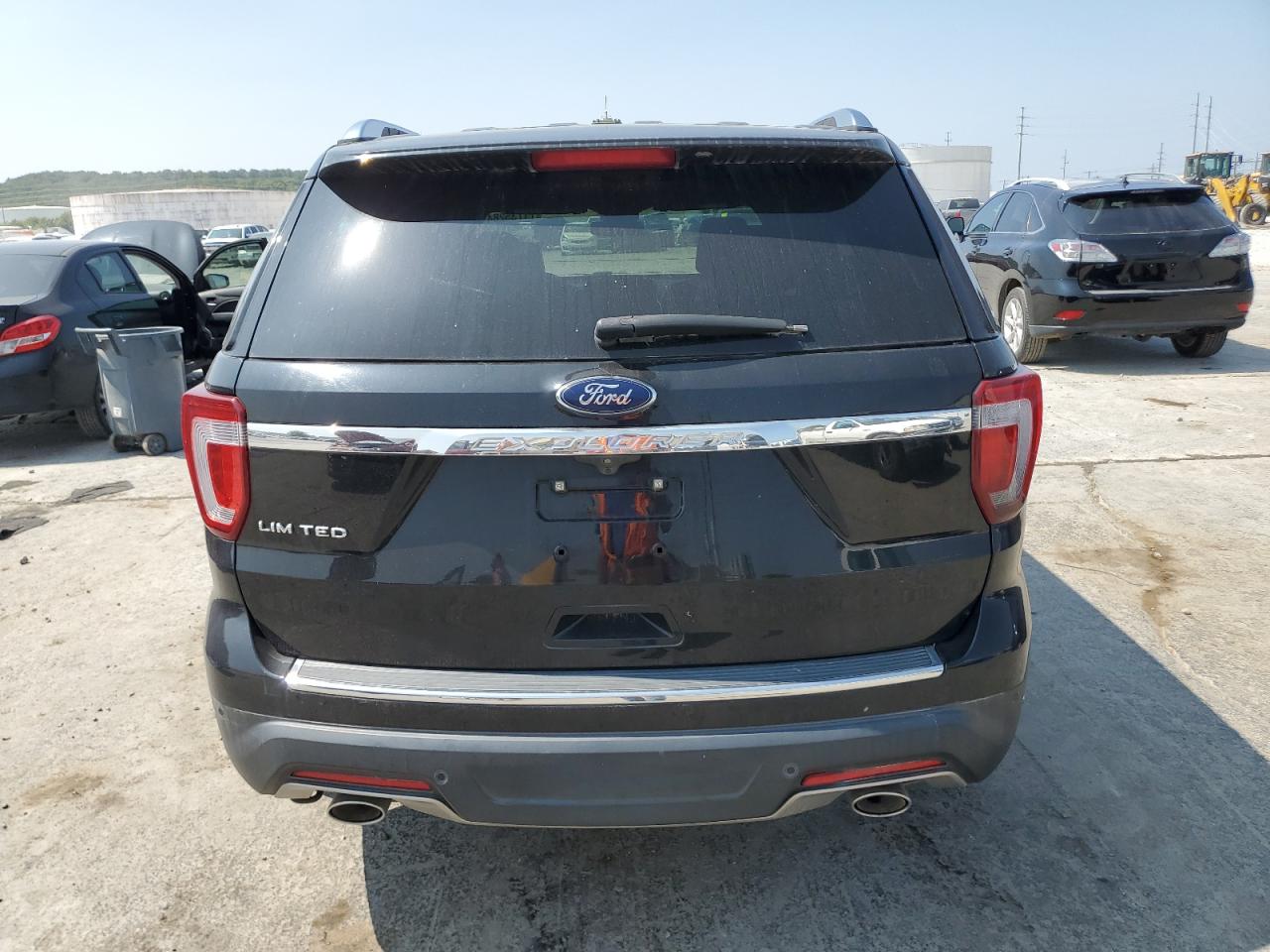 2018 Ford Explorer Limited VIN: 1FM5K7F82JGA98989 Lot: 71735284