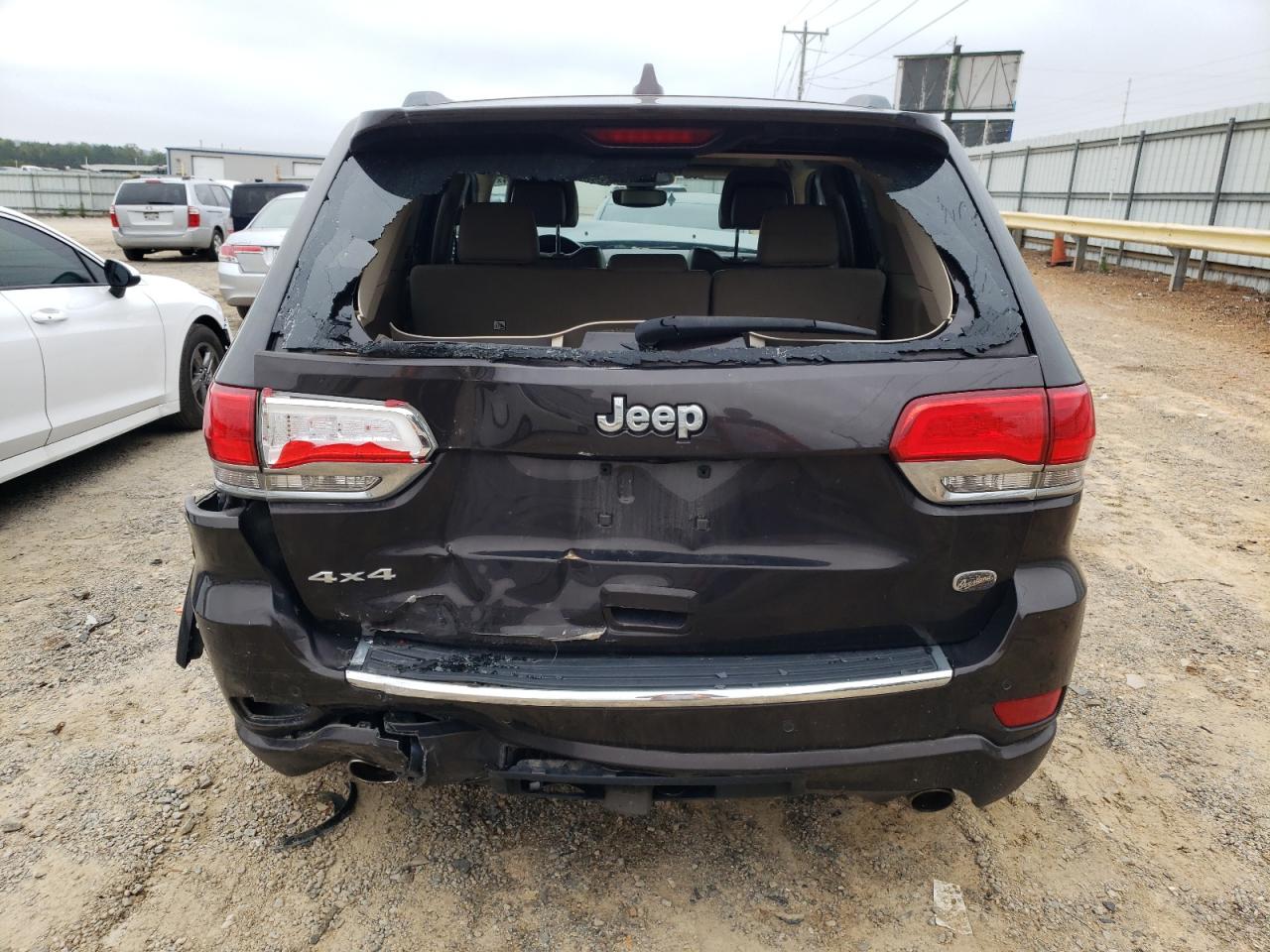 1C4RJFCG6HC663258 2017 Jeep Grand Cherokee Overland