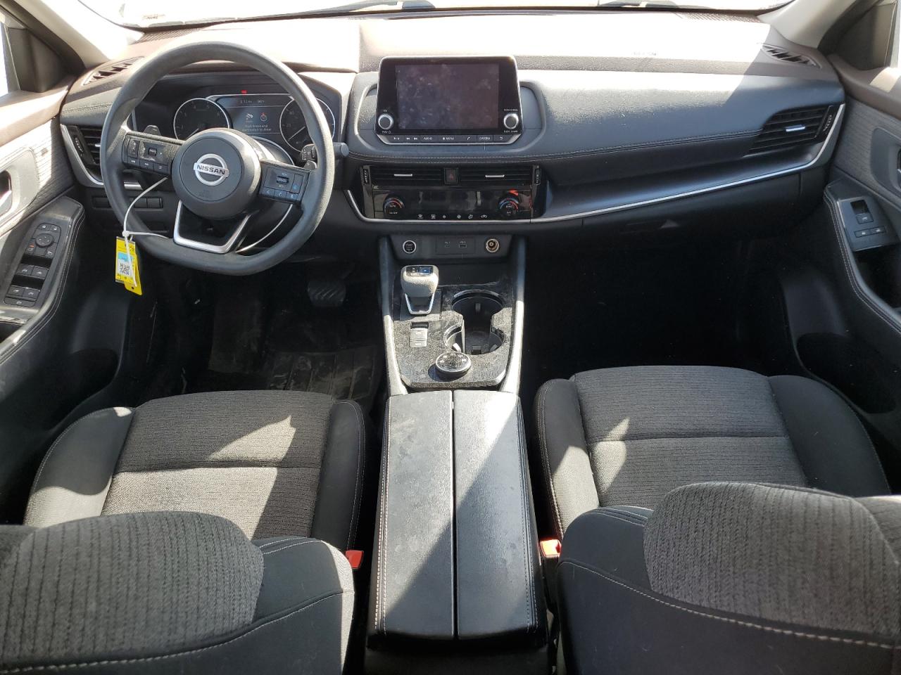 2021 Nissan Rogue - Image 8