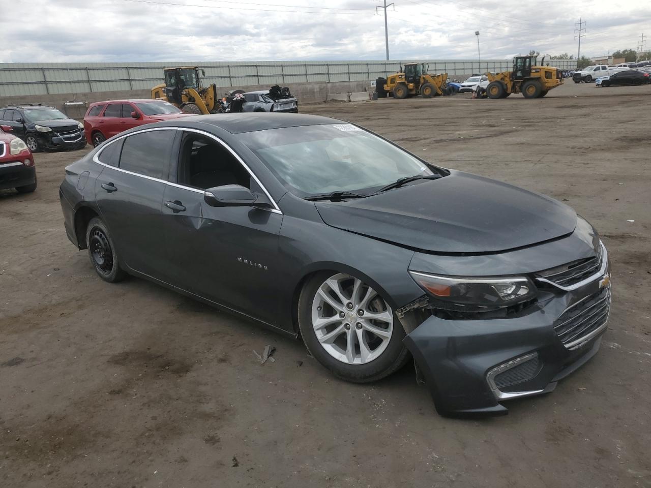 2017 Chevrolet Malibu - Image 4