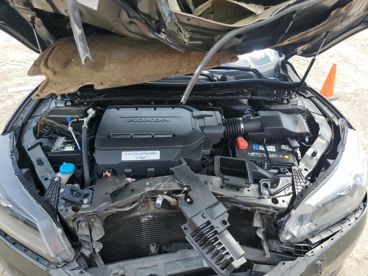 1HGCR3F87FA008716 2015 Honda Accord Exl