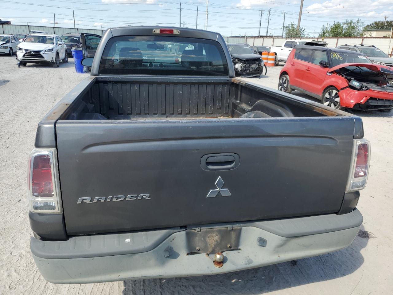 2008 Mitsubishi Raider Ls VIN: 1Z7HC22K98S587324 Lot: 71304794