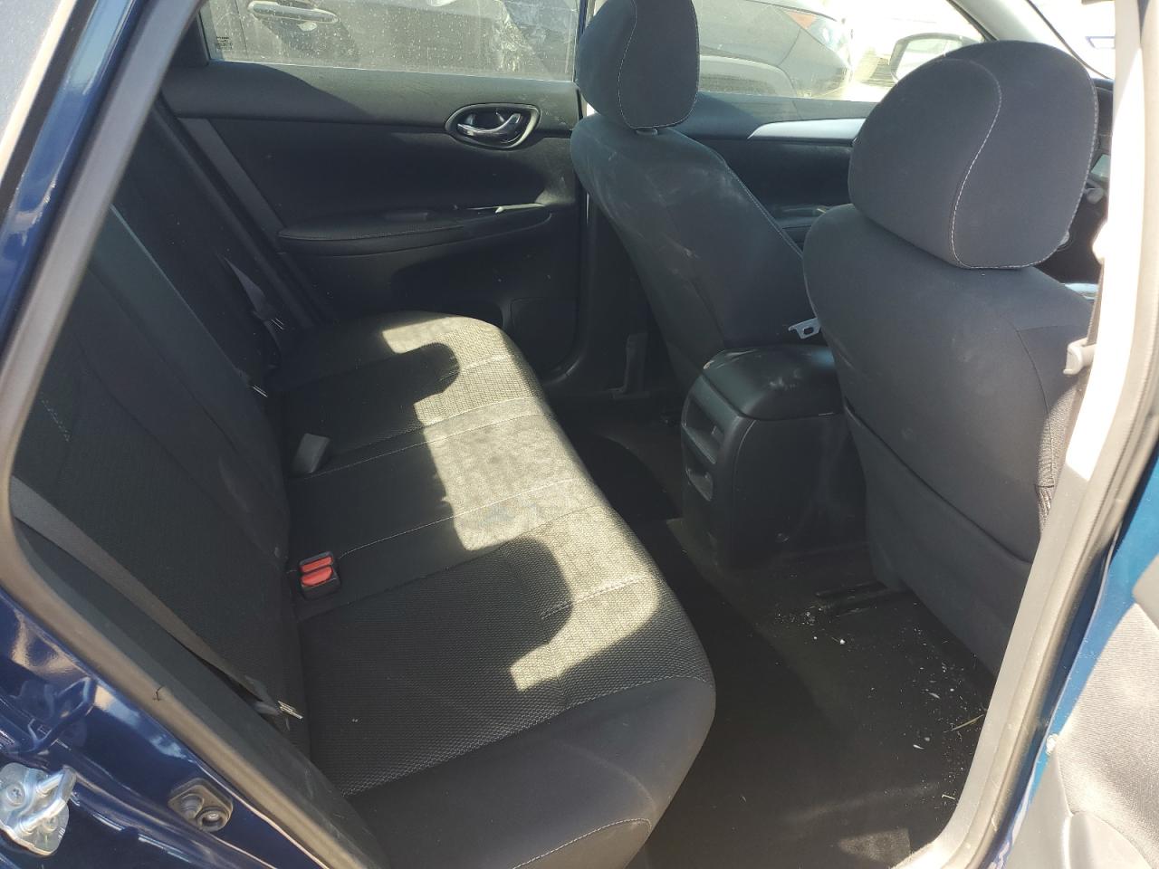 2016 Nissan Sentra - Image 11