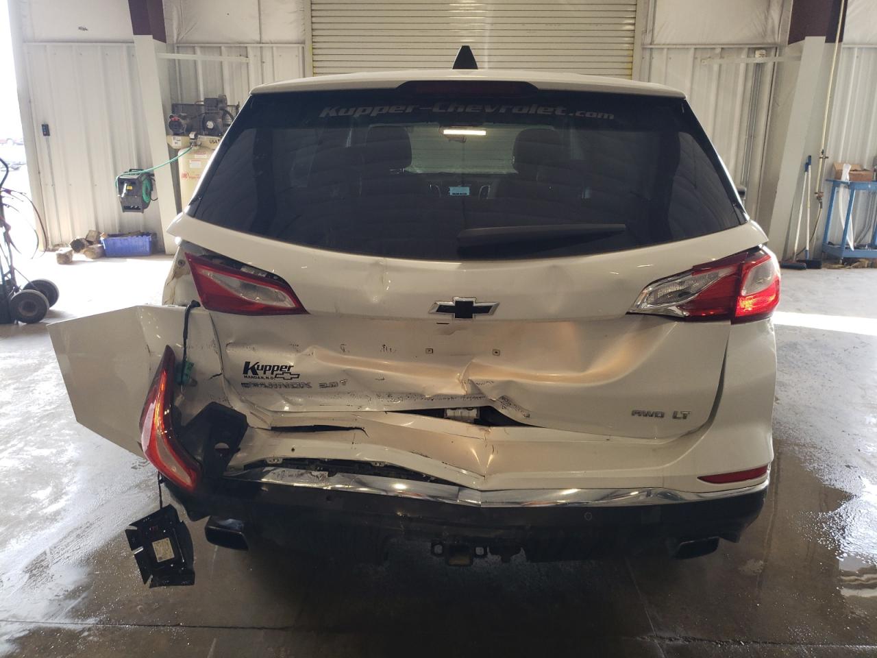 2GNAXTEX2J6224846 2018 Chevrolet Equinox Lt