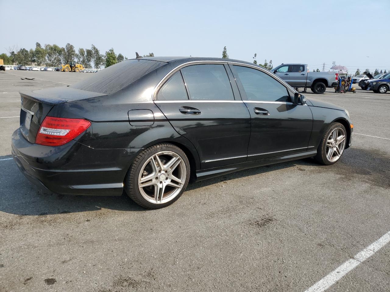 VIN WDDGF4HB6DA872747 2013 MERCEDES-BENZ C-CLASS no.3