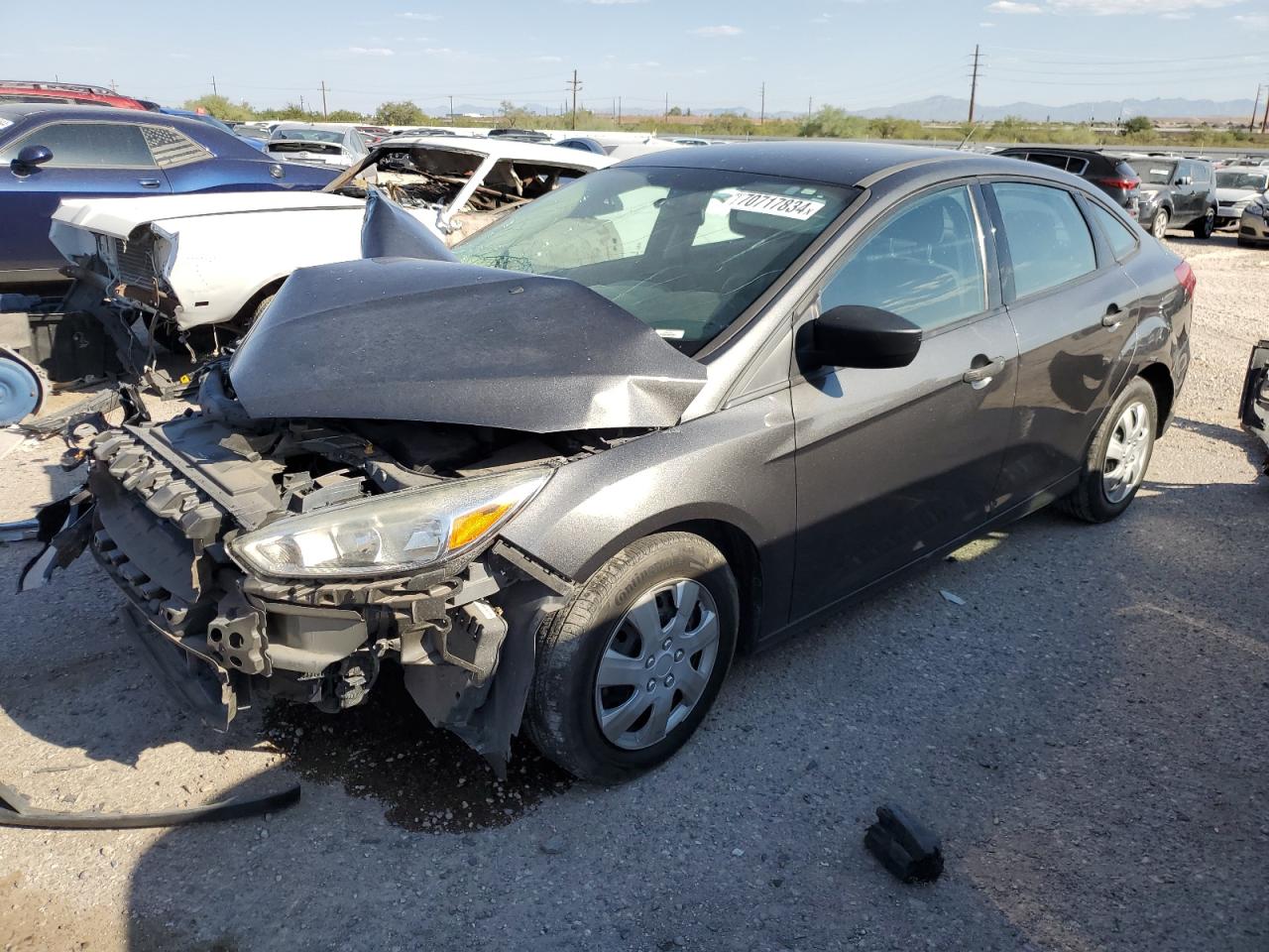 1FADP3E24HL299873 2017 FORD FOCUS - Image 1