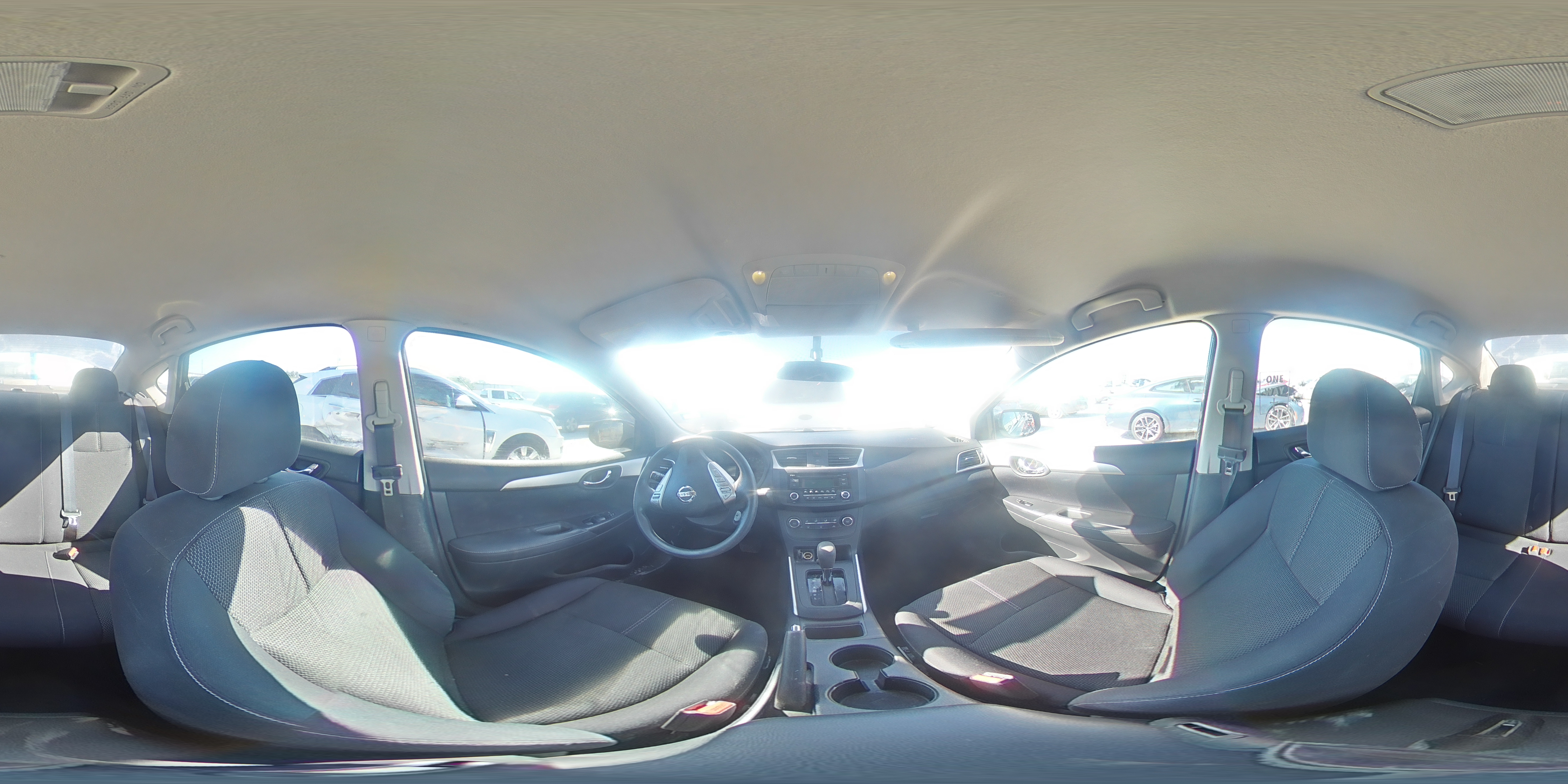 2016 Nissan Sentra - Image 13