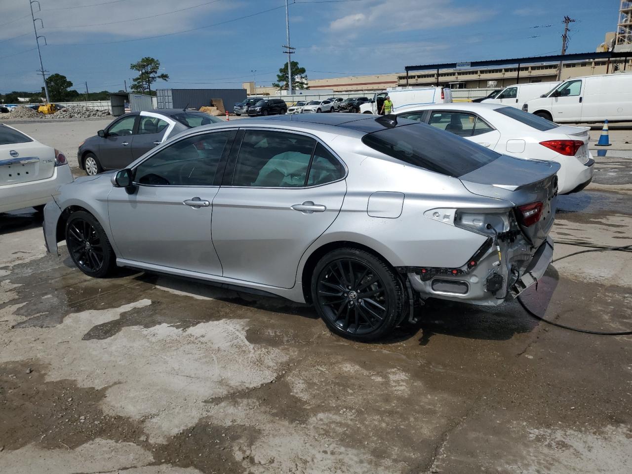 4T1K61AK6NU034274 2022 TOYOTA CAMRY - Image 2