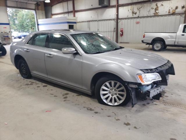  CHRYSLER 300 2014 Srebrny