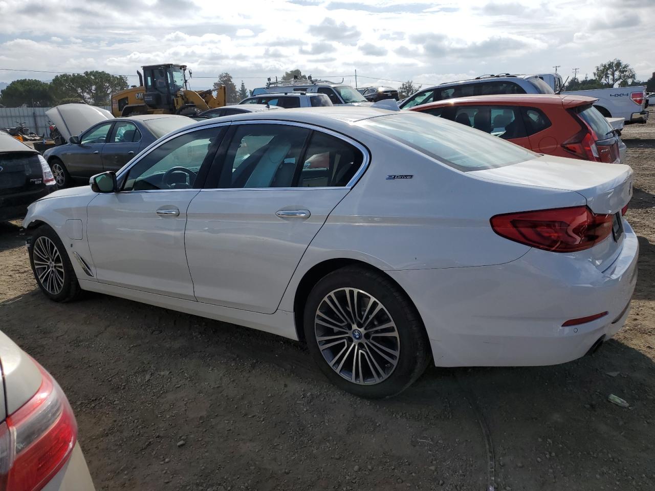 WBAJA9C59JB249462 2018 BMW 5 SERIES - Image 2