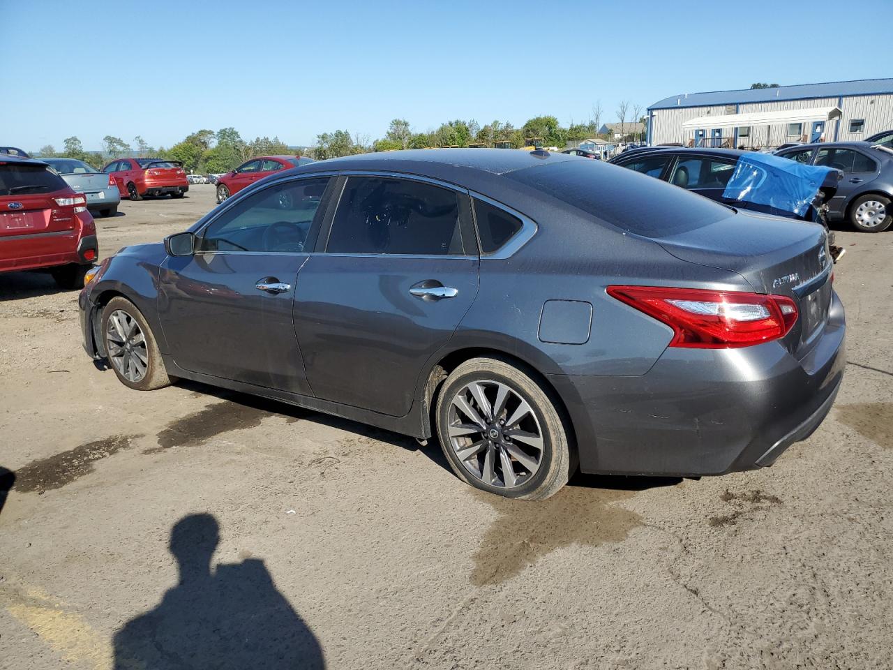 1N4AL3AP7HC238677 2017 NISSAN ALTIMA - Image 2