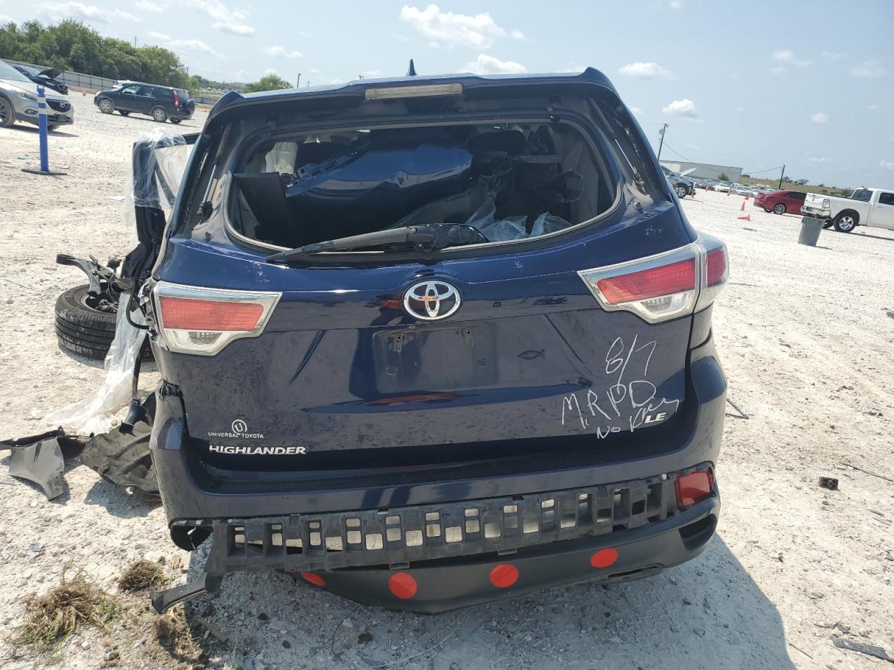 2015 Toyota Highlander - Image 6