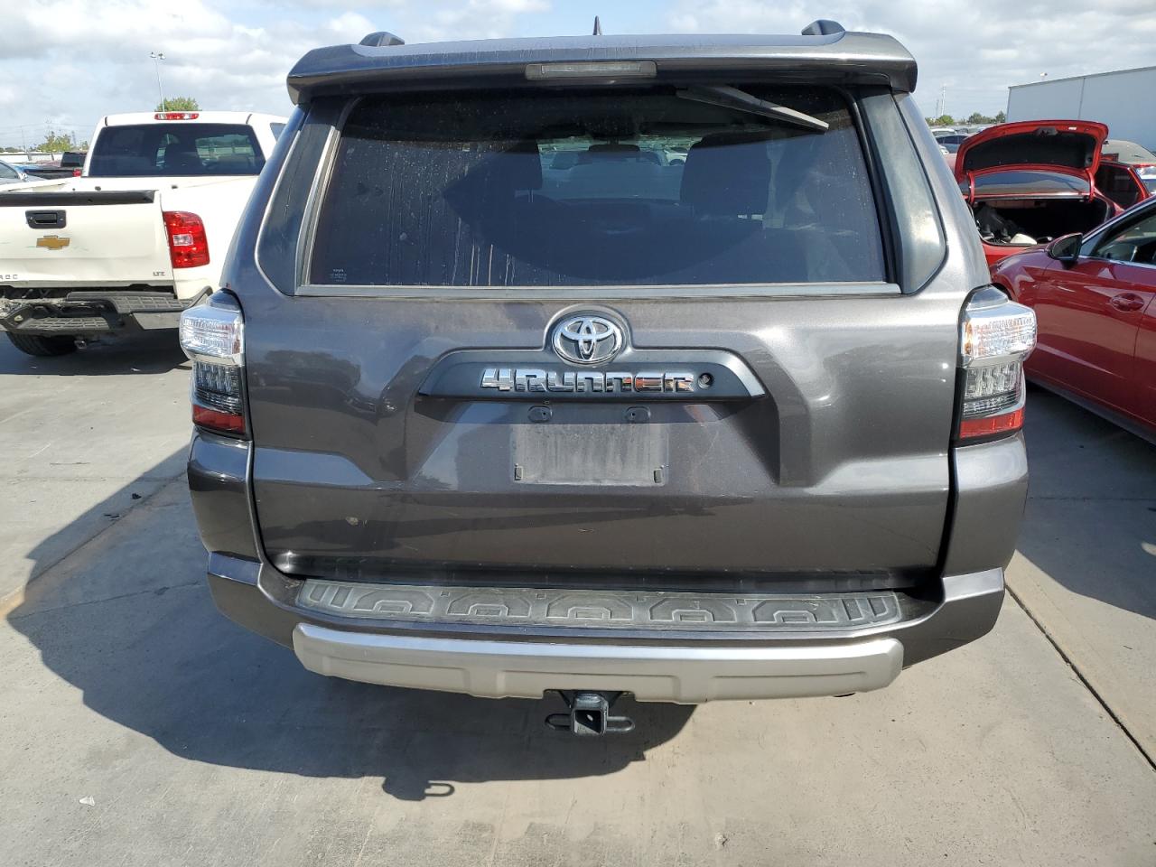 2018 Toyota 4Runner Sr5/Sr5 Premium VIN: JTEBU5JR3J5596504 Lot: 71765144