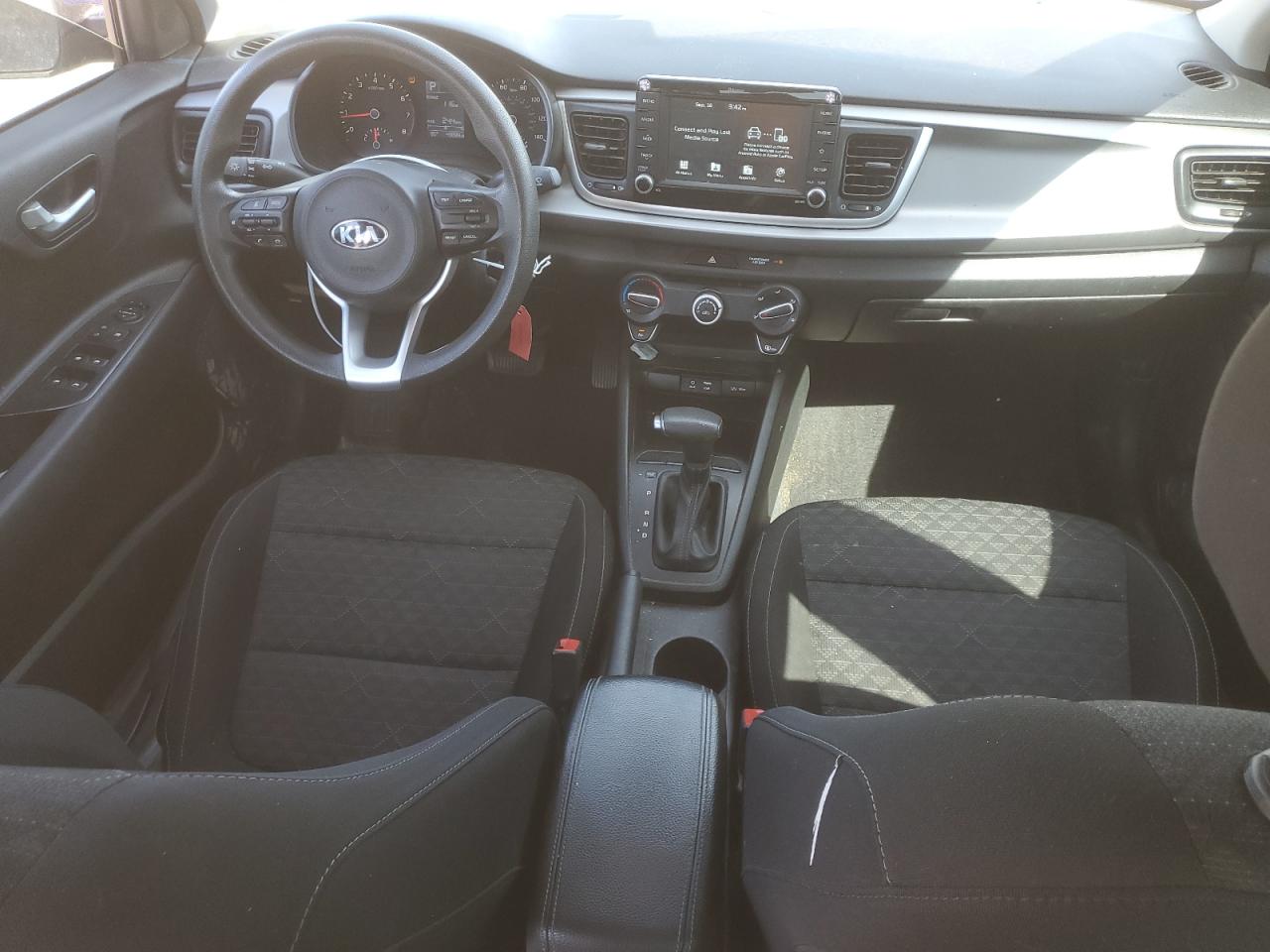 3KPA24AD1LE319524 2020 Kia Rio Lx