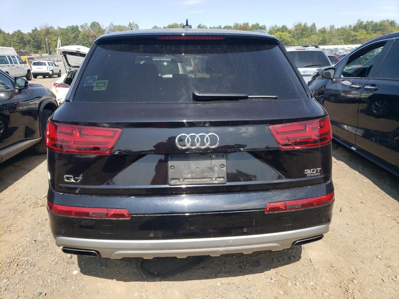 WA1LAAF76JD048031 2018 Audi Q7 Premium Plus