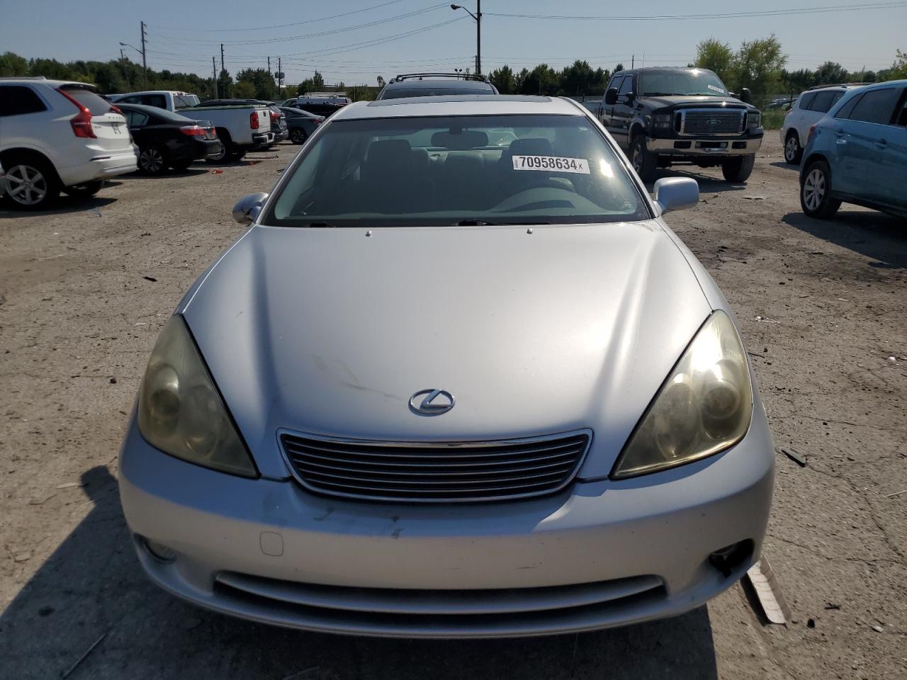 2005 Lexus ES - Image 5