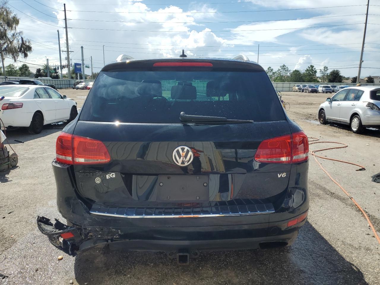 2011 Volkswagen Touareg V6 VIN: WVGFF9BP9BD003705 Lot: 70877634