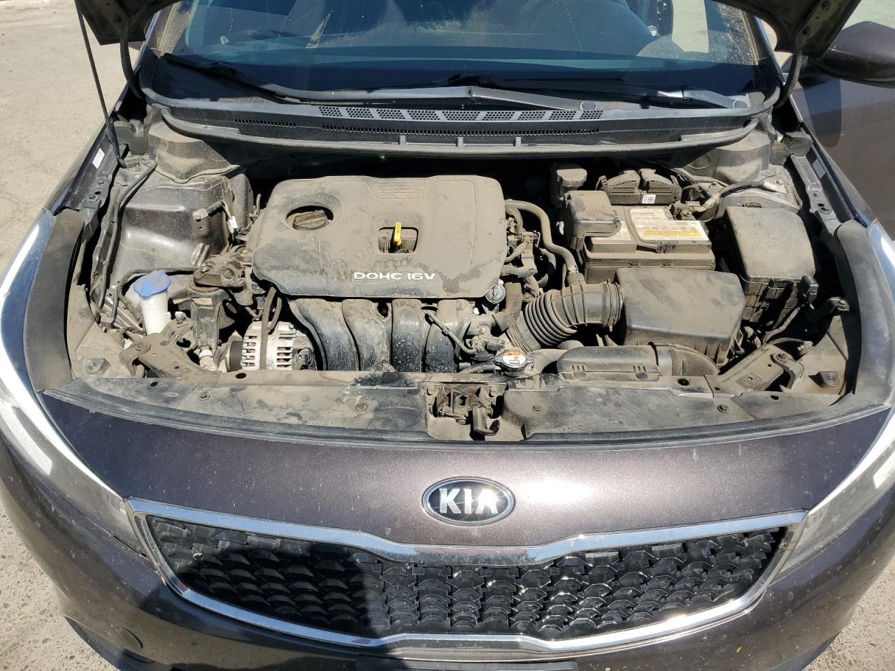 3KPFK4A77JE166984 2018 Kia Forte Lx