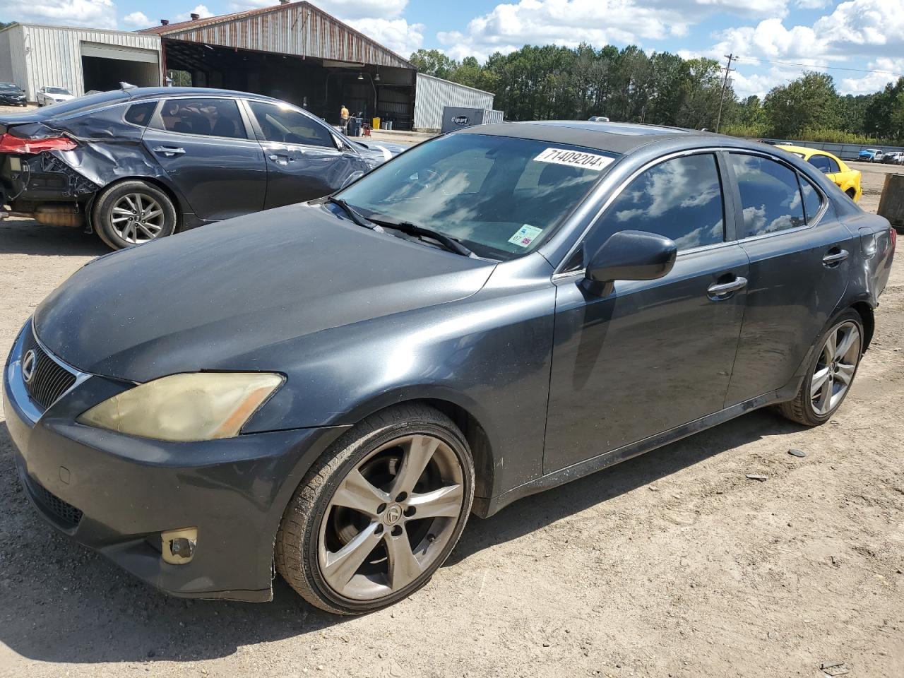 Lexus IS