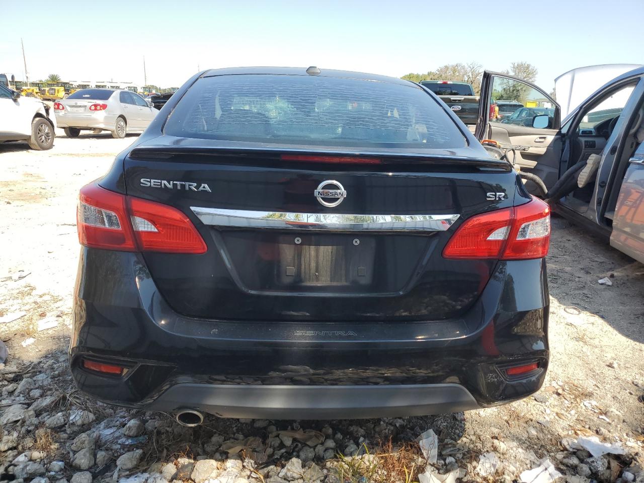 3N1AB7AP4GY307239 2016 Nissan Sentra S