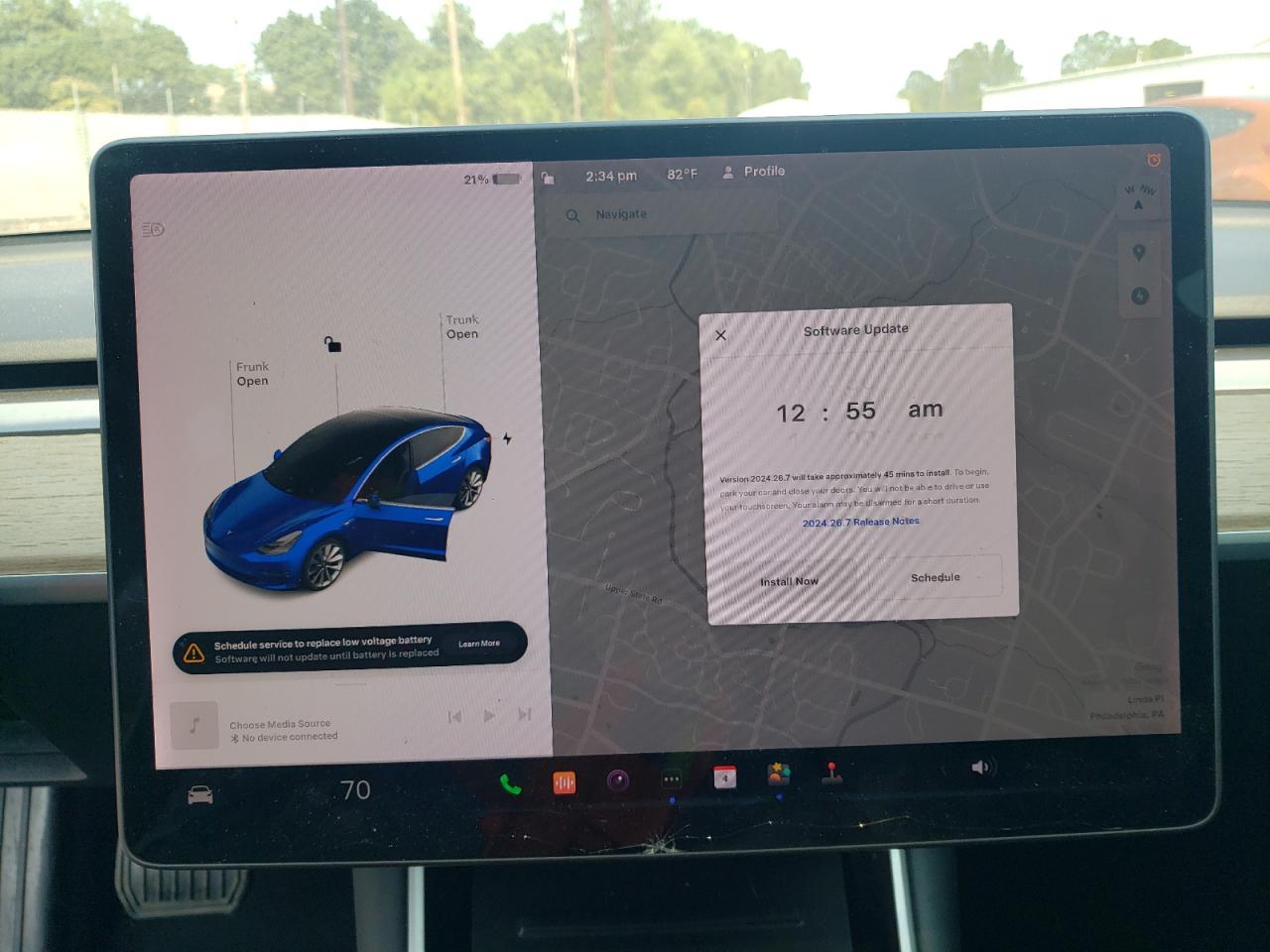 5YJ3E1EB5JF133757 2018 Tesla Model 3