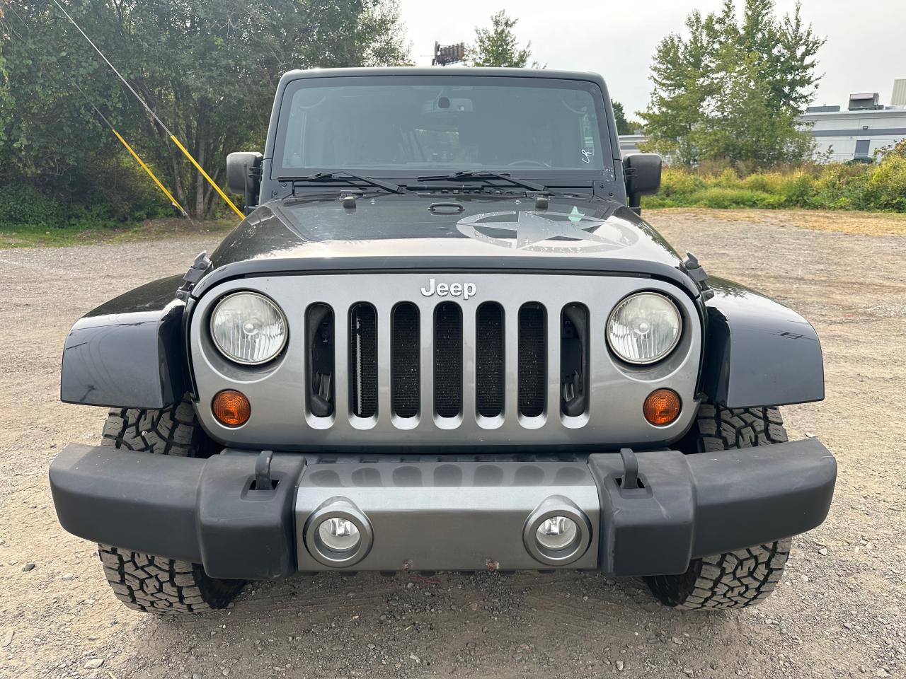 1C4HJWDG3DL581864 2013 Jeep Wrangler Unlimited Sport