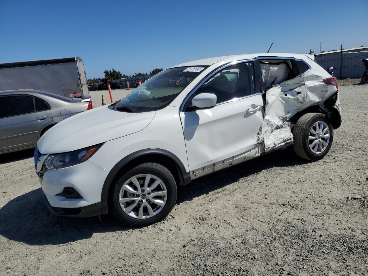 2021 Nissan Rogue - Image 1