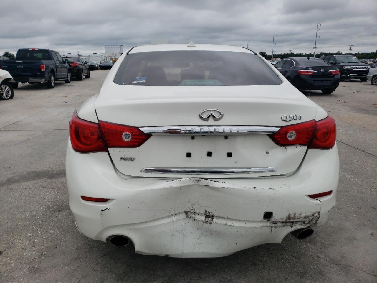 2015 Infiniti Q50 Base VIN: JN1BV7AR1FM397979 Lot: 70612934