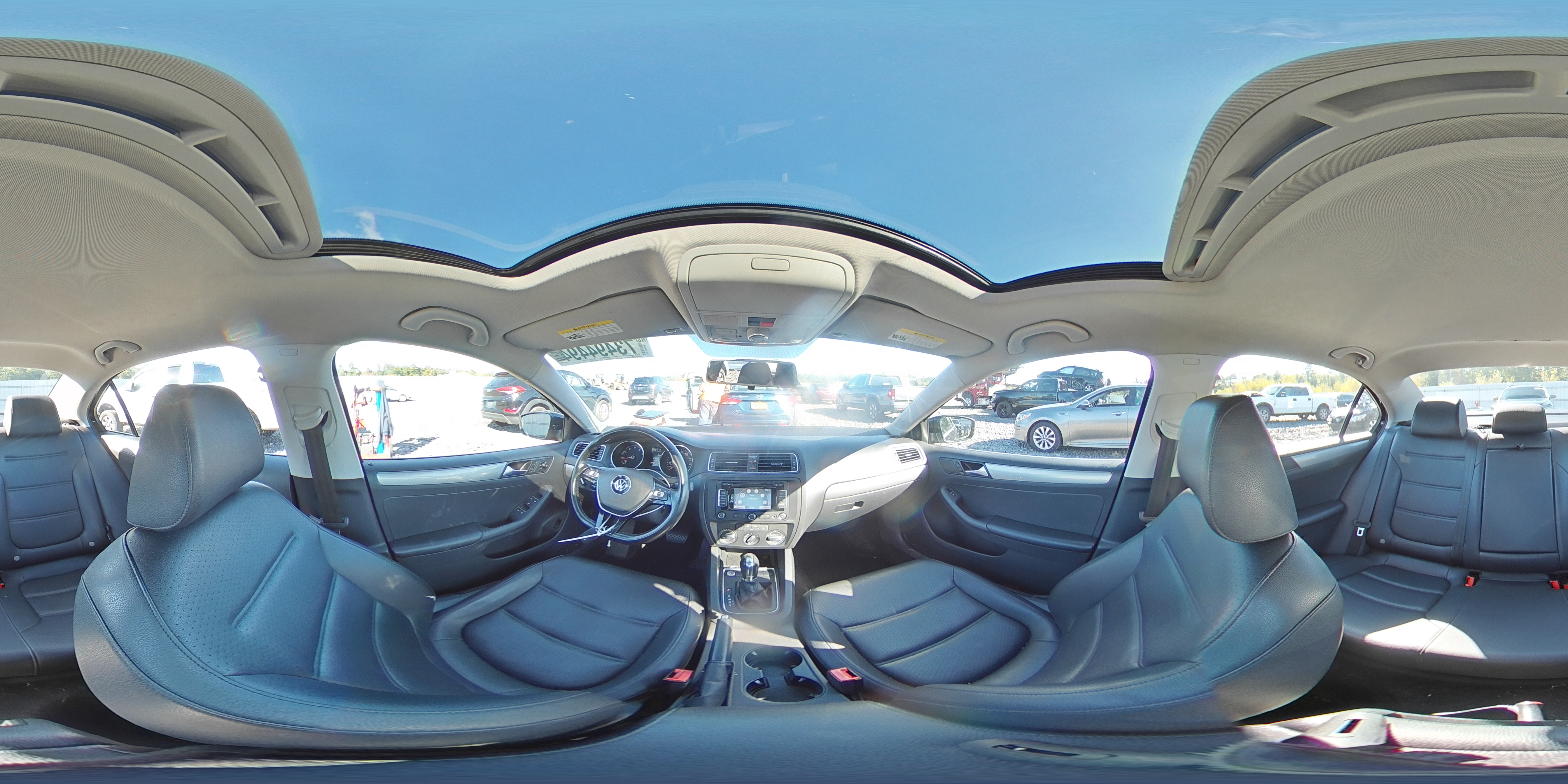 2015 Volkswagen Jetta - Image 13
