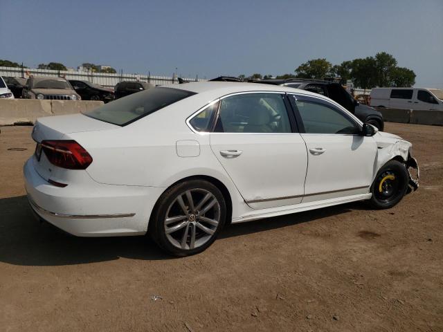  VOLKSWAGEN PASSAT 2017 Білий