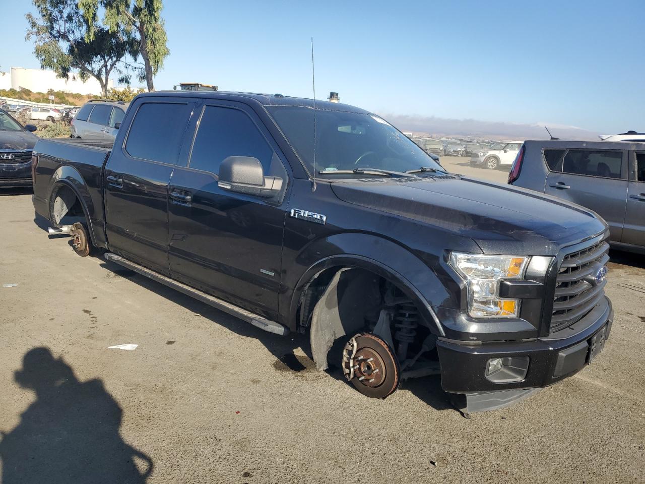 2015 Ford F-150 - Image 4
