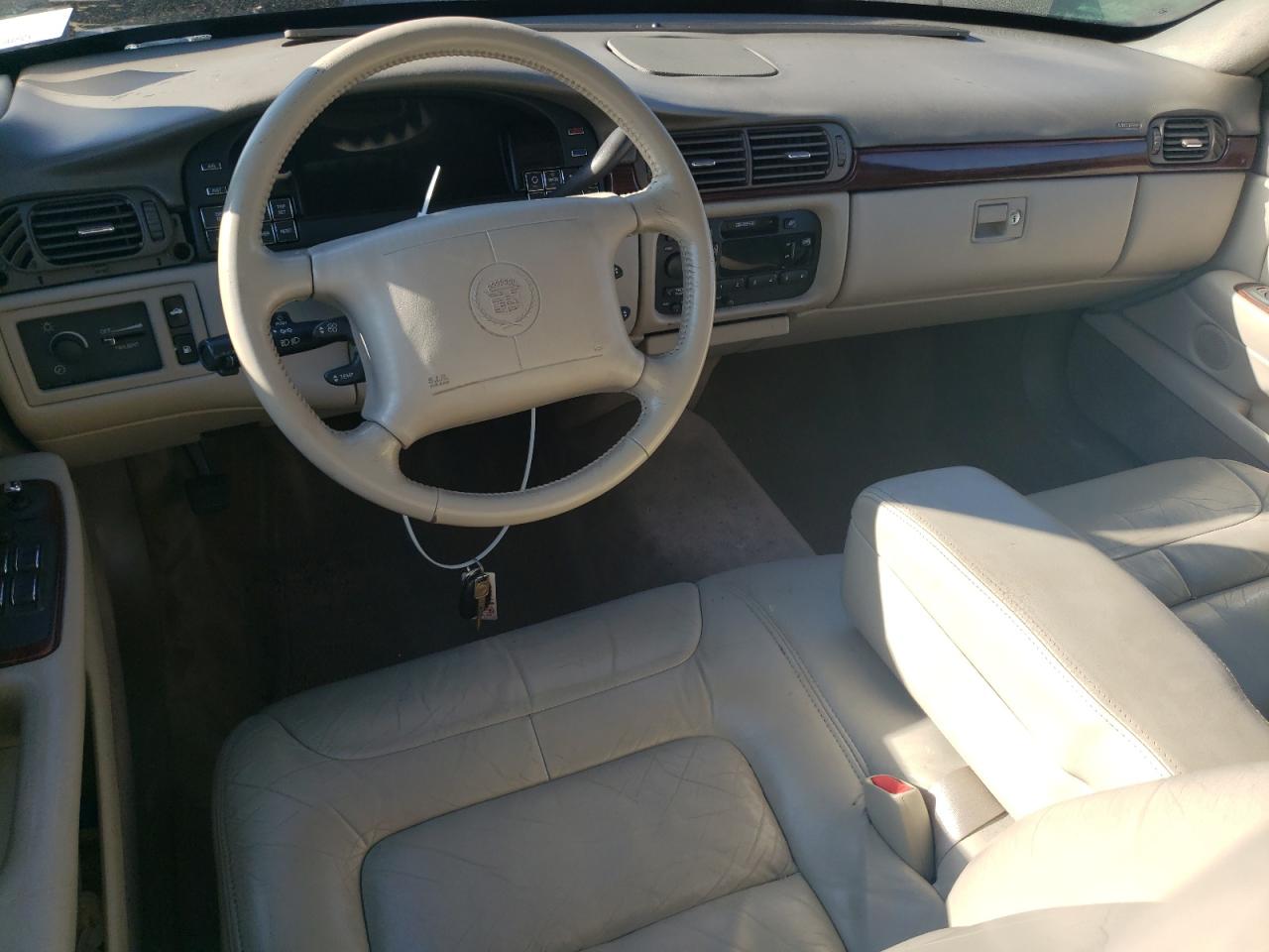 1997 Cadillac Deville VIN: 1G6KD52Y7VU226200 Lot: 69695724