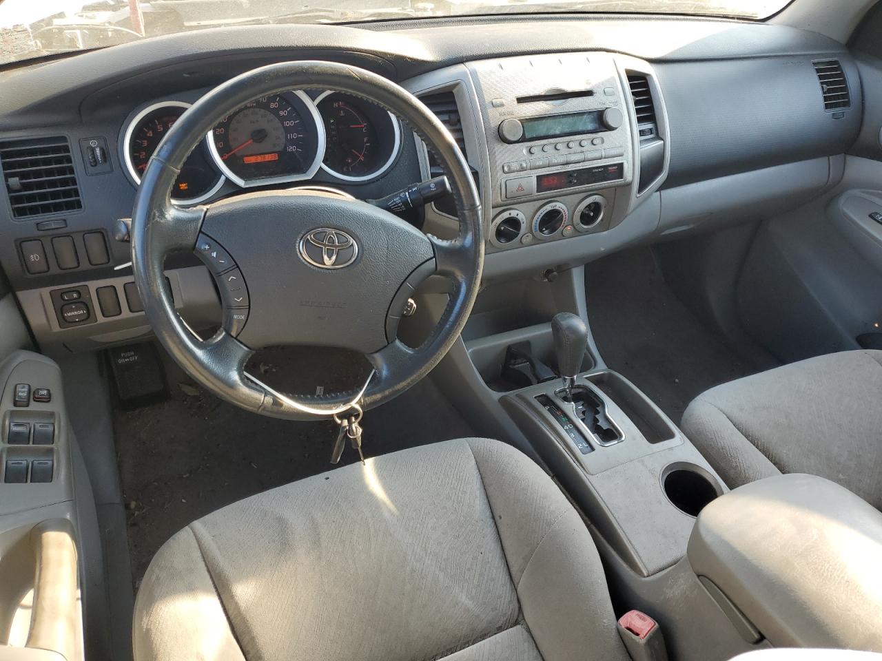2006 Toyota Tacoma - Image 8
