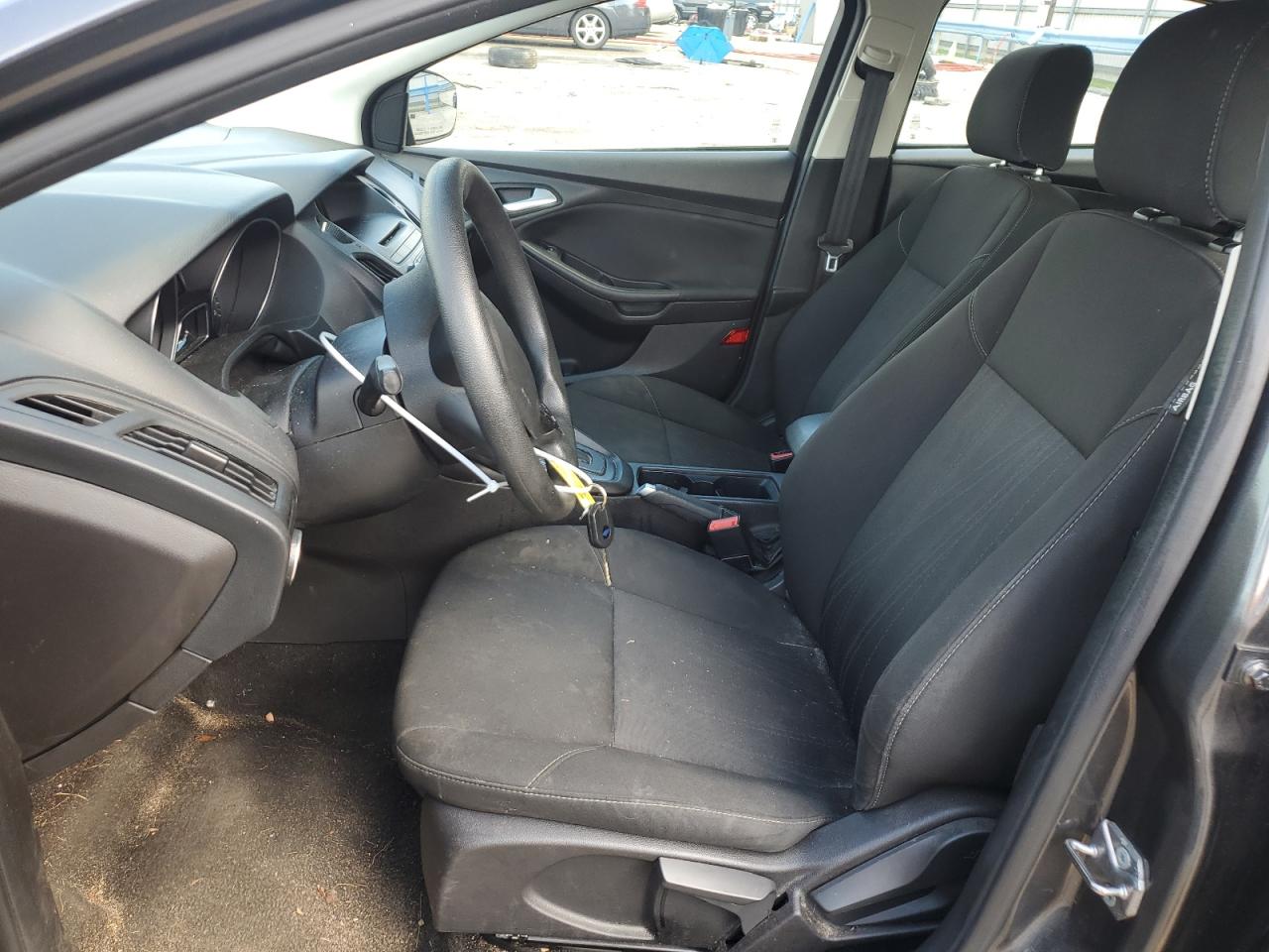 1FADP3F20HL304727 2017 Ford Focus Se