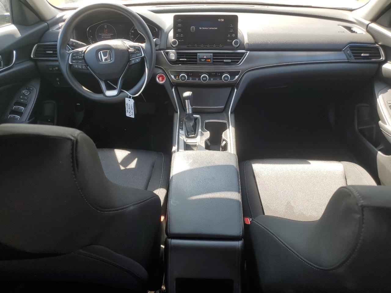 1HGCV1F12JA086302 2018 Honda Accord Lx