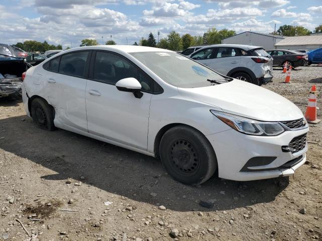 Sedans CHEVROLET CRUZE 2017 Biały