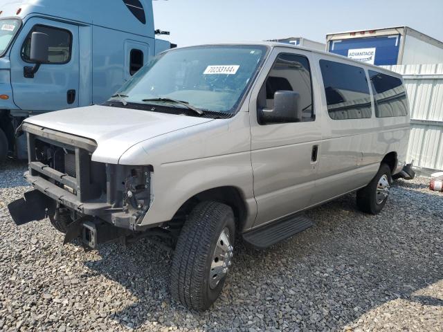 2011 Ford Econoline E350 Super Duty Wagon