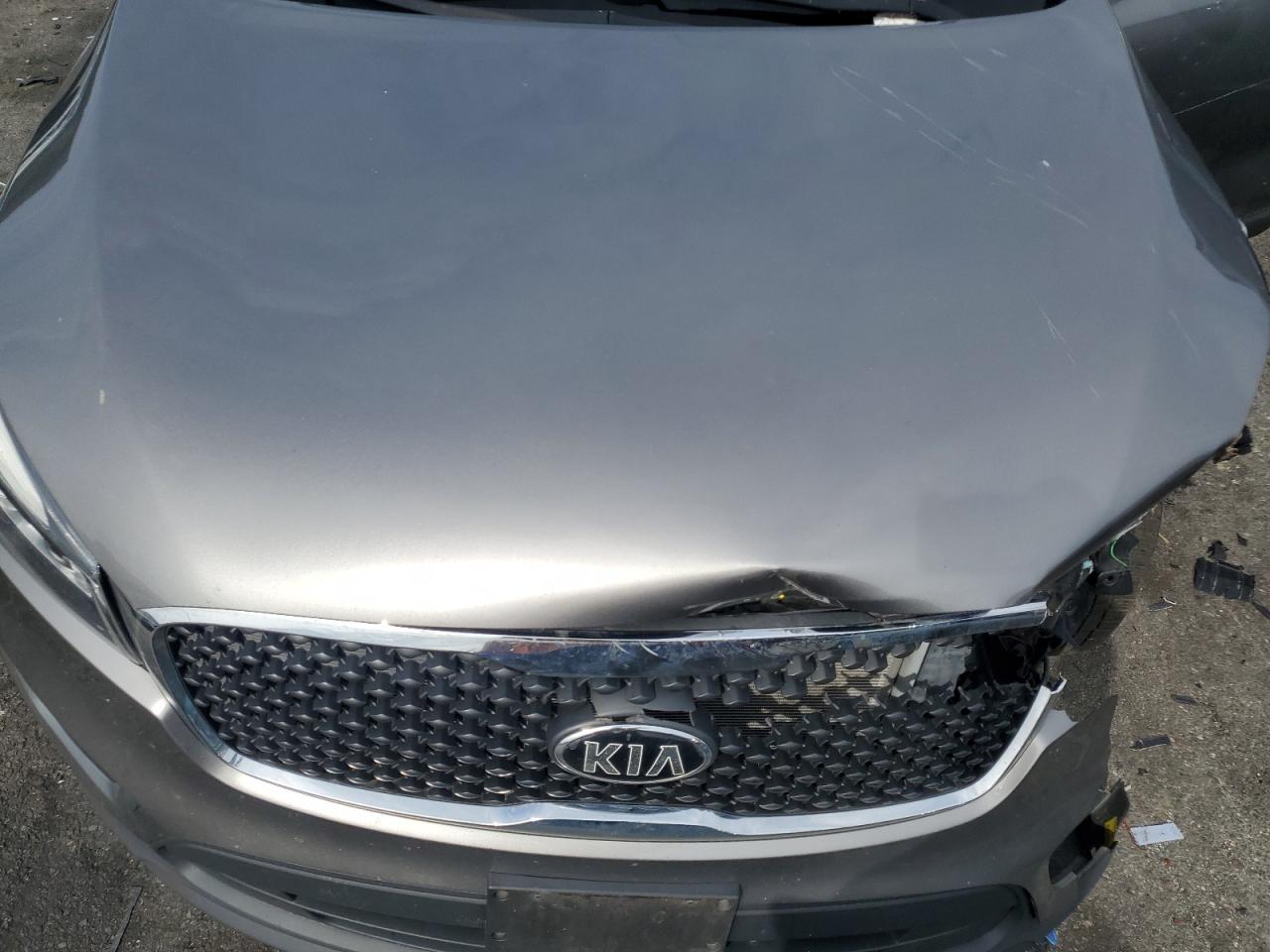 5XYPGDA34GG143886 2016 Kia Sorento Lx