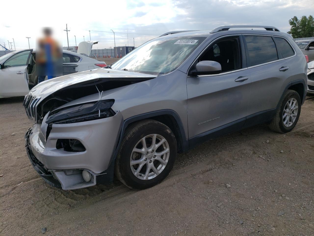 1C4PJLCB5GW264056 2016 JEEP GRAND CHEROKEE - Image 1