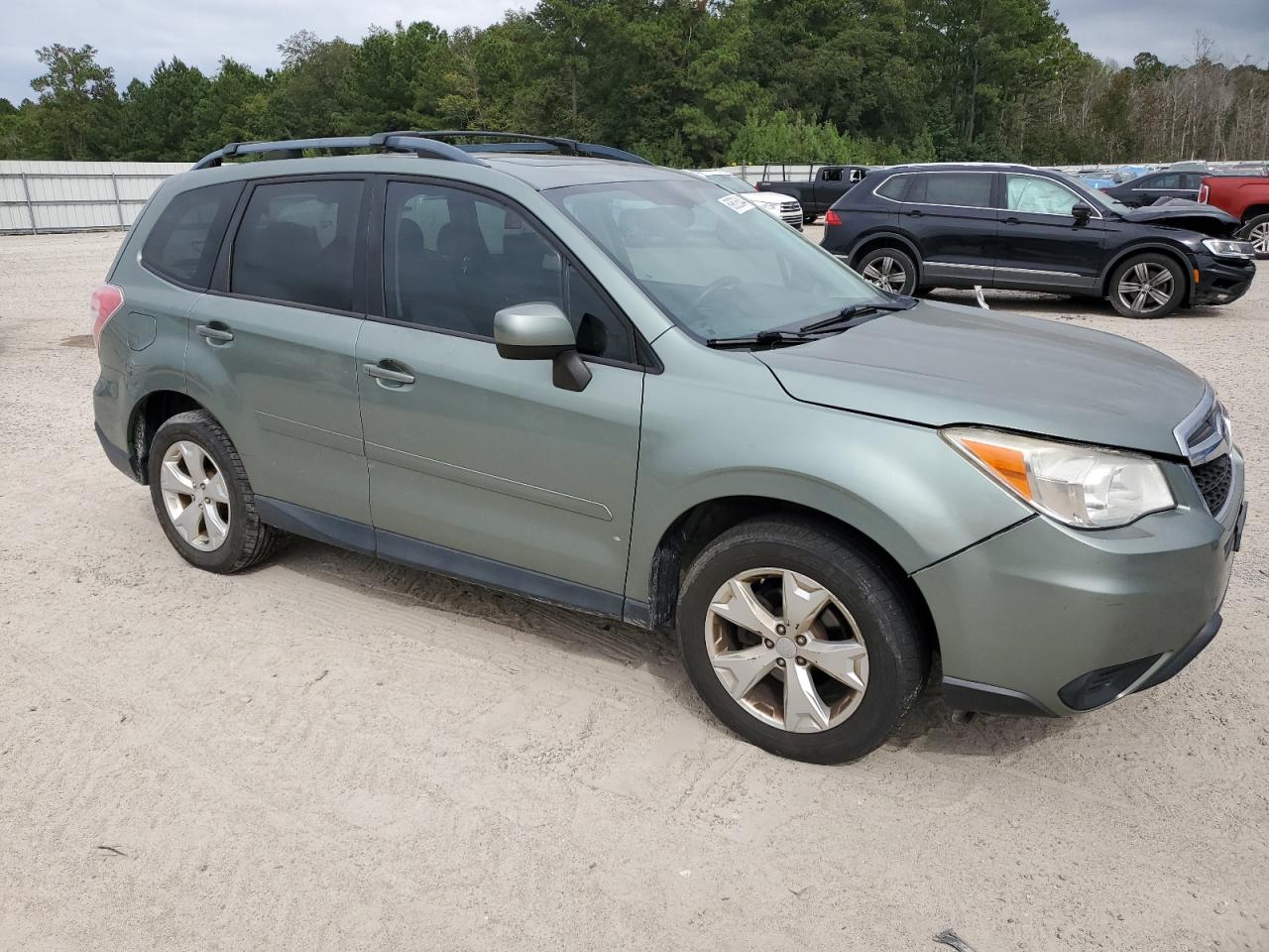 2015 Subaru Forester 2.5I Premium VIN: JF2SJADC6FH470352 Lot: 69626344