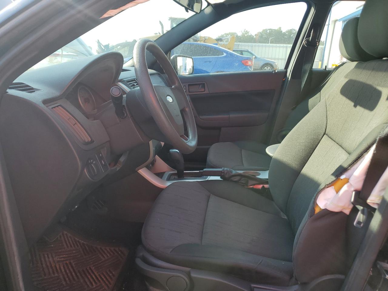 1FAHP3FNXAW214582 2010 Ford Focus Se