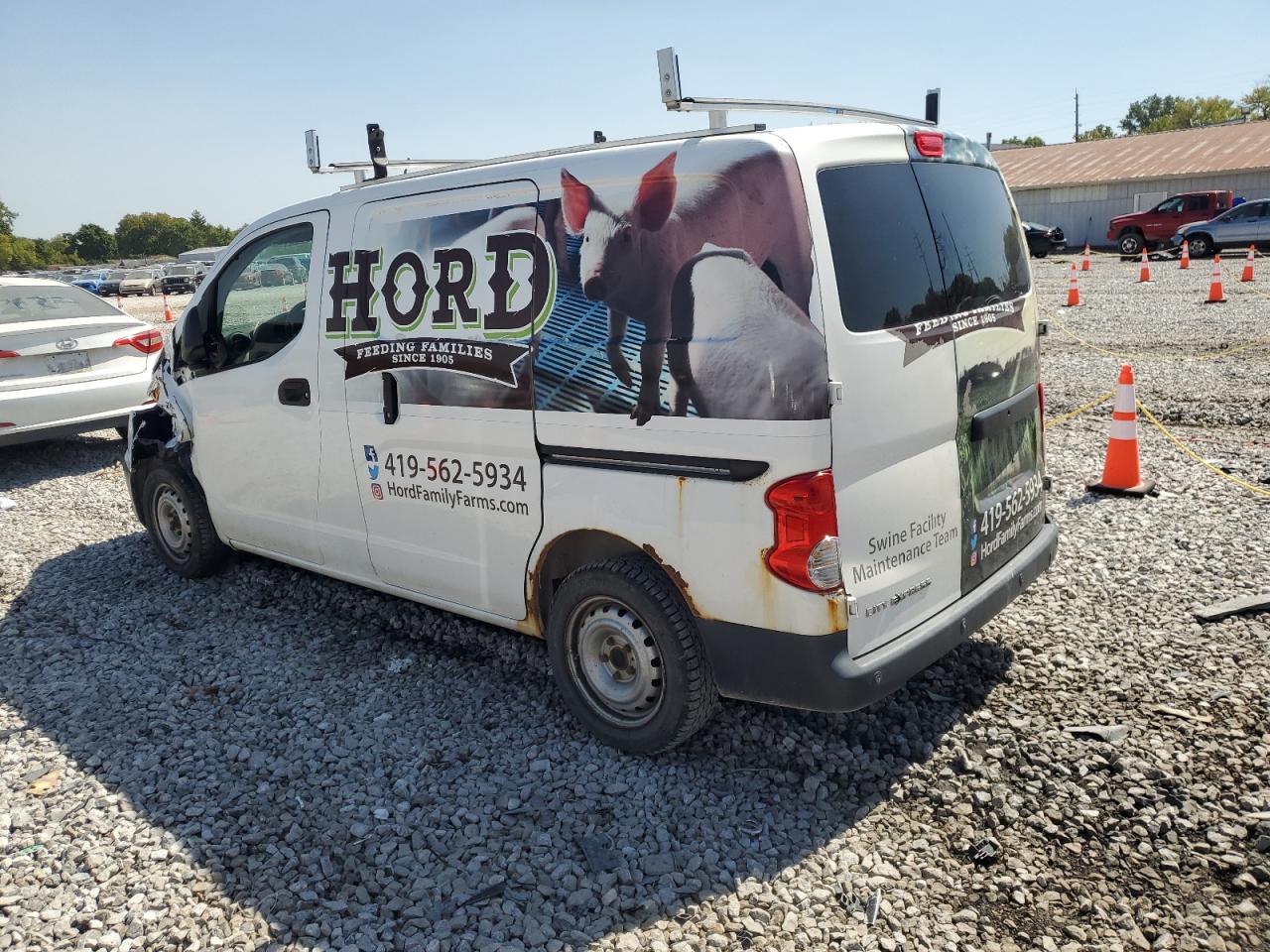 2015 Chevrolet Express - Image 2