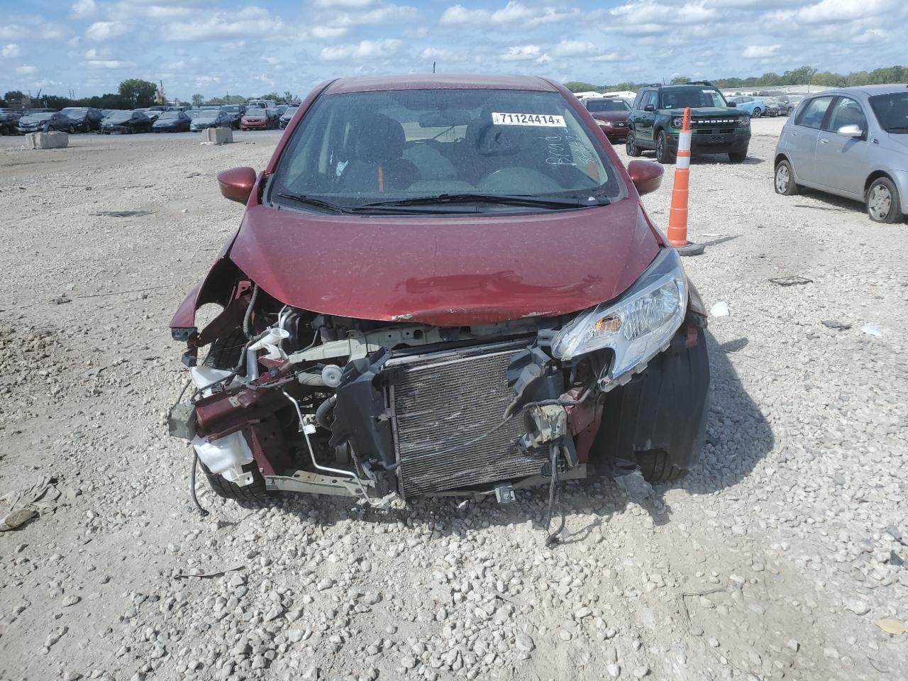 2016 Nissan Versa - Image 5