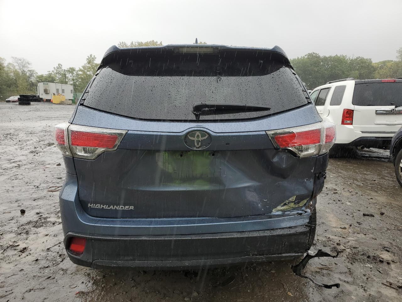 2015 Toyota Highlander Xle VIN: 5TDJKRFH7FS116690 Lot: 73169484