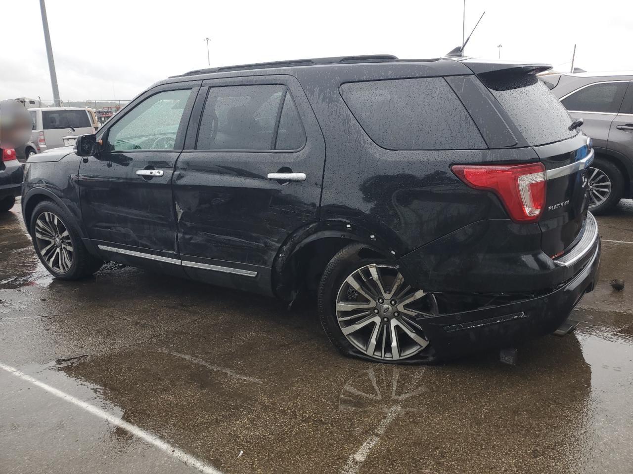 1FM5K8HT0JGA23098 2018 Ford Explorer Platinum