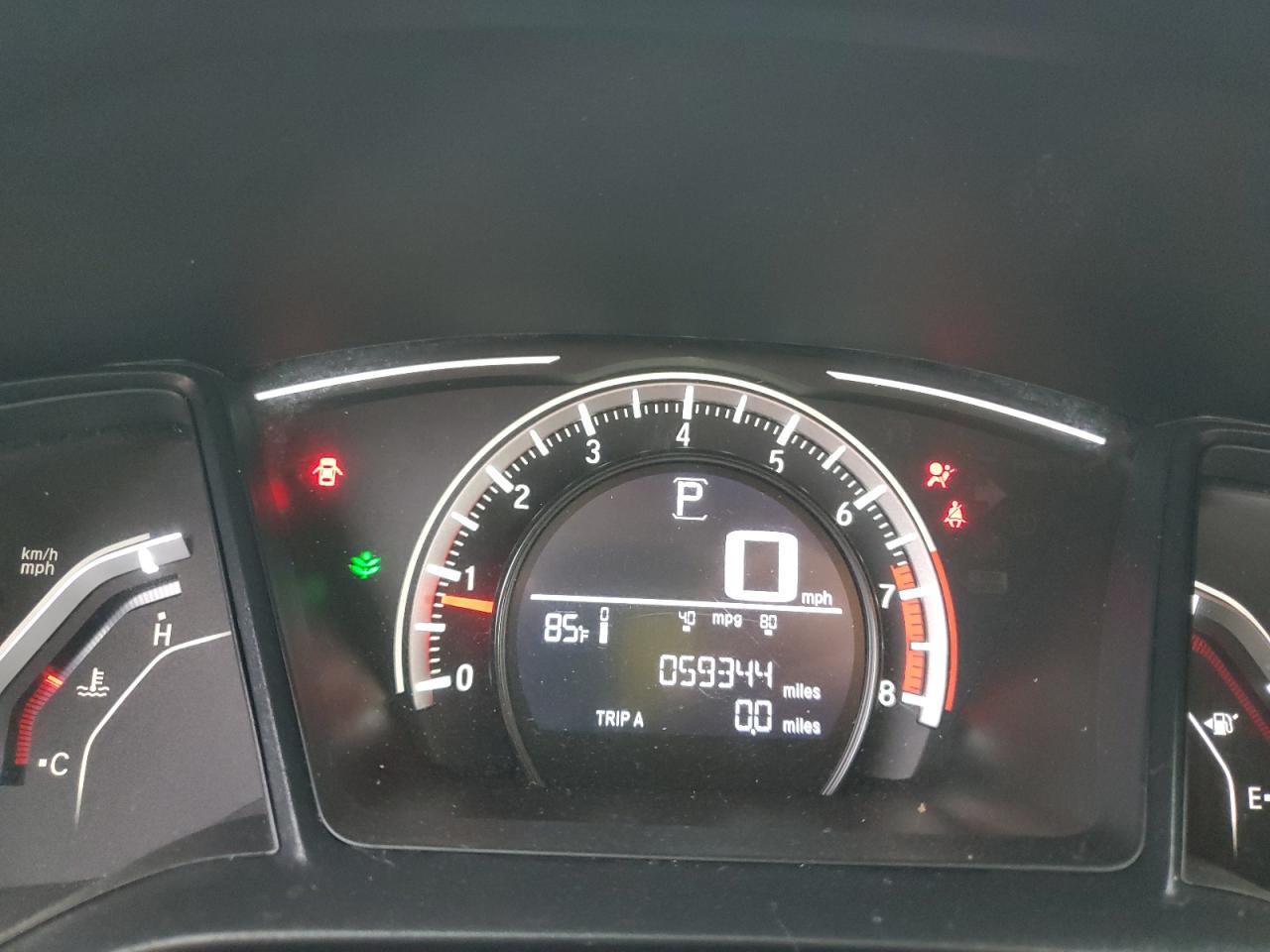 19XFC2F58JE017539 2018 Honda Civic Lx